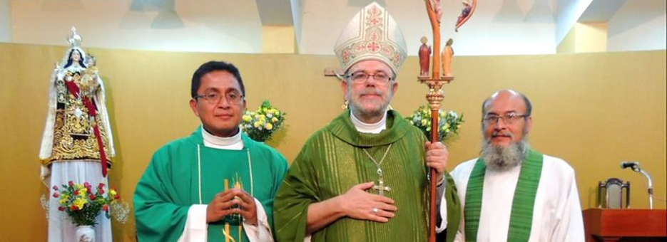 Obispo inicia visita pastoral a la P. Santa “Angela Merici”