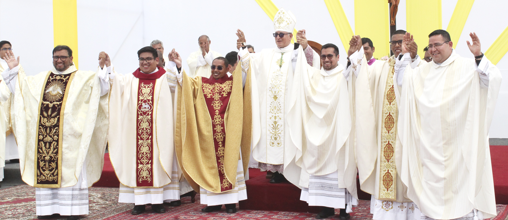 Obispo del Callao ordenó seis sacerdotes en la solemnidad de Cristo Rey