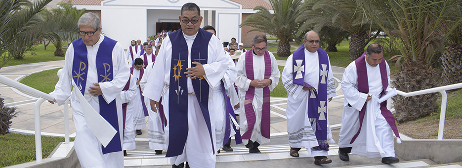 Nuevas administraciones y vicarias parroquiales designadas por el Obispo del Callao 
