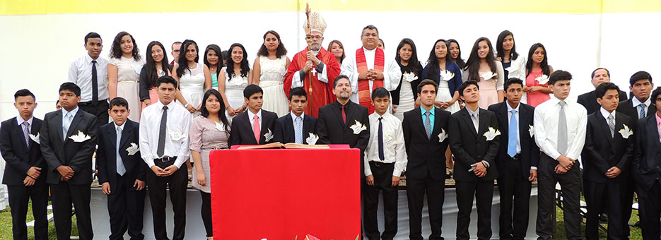 Jóvenes recibieron Confirmación en la P. San Francisco Javier