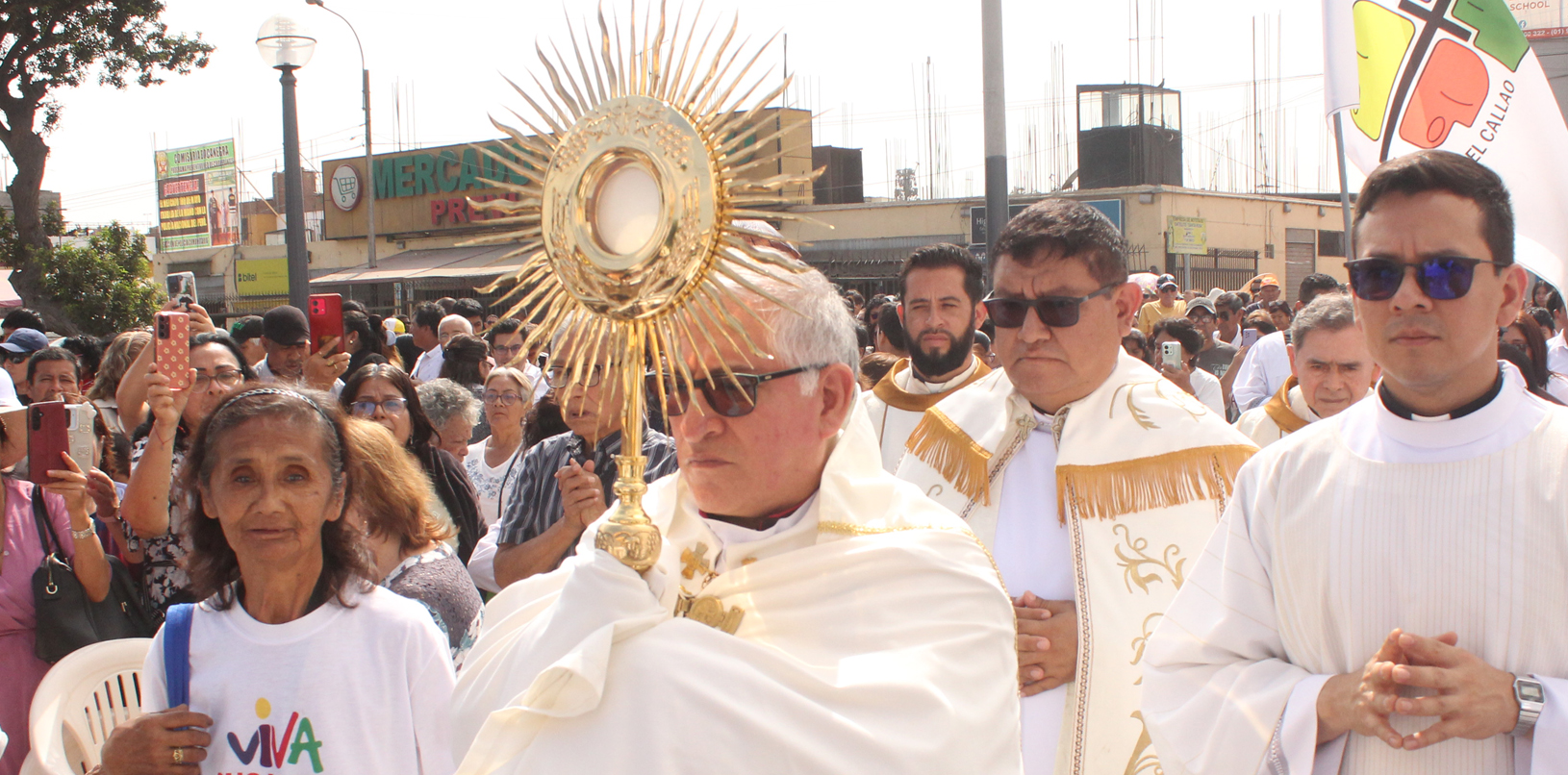Corpus Christi: Cristo camina con su pueblo por las calles del Callao 