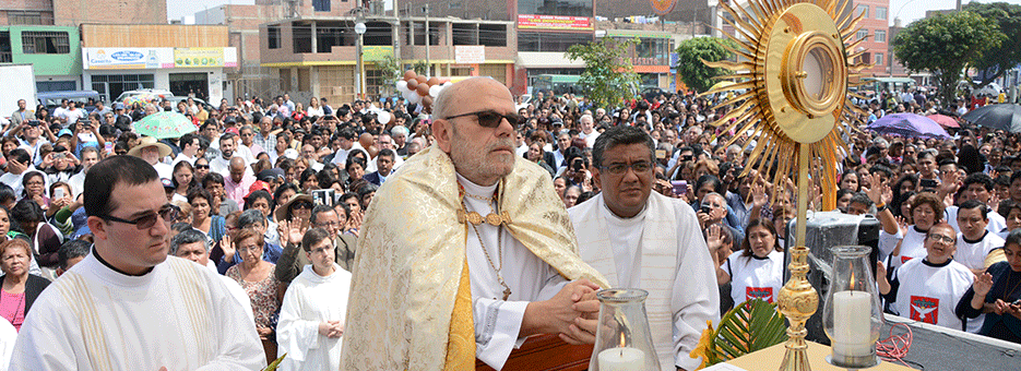 Chalacos celebraron Fiesta del Corpus Christi 2016