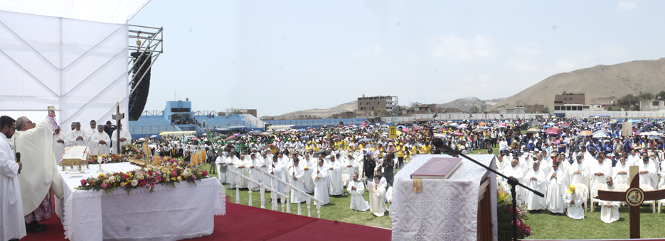 La Diócesis del Callao clausuró su Año Pastoral 2025 con una multitudinaria peregrinación en la Solemnidad de Cristo Rey
