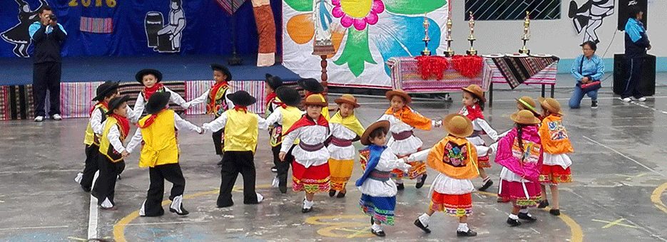 I Festival Diocesano de Danzas Folclóricas del Perú
