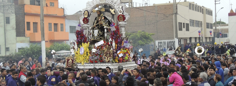 Imagen del Señor del Mar salió en procesión por calles del Callao