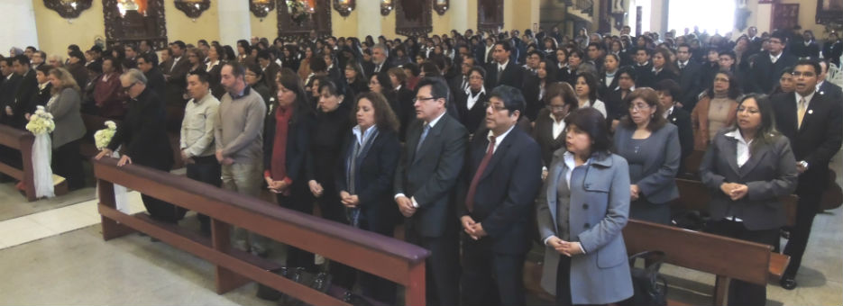 Obispo del Callao presidió clausura del Año Escolar 2014