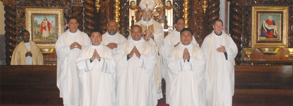 Tres nuevos sacerdotes para nuestra Diócesis del Callao
