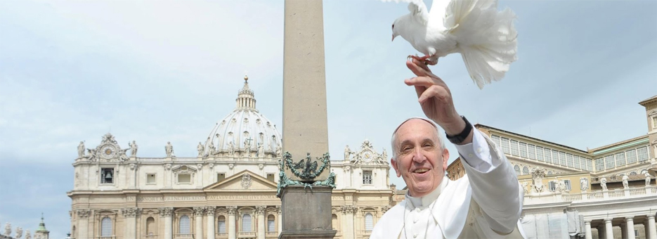 No compliquemos la vida cristiana que es simple, exhorta el Papa Francisco