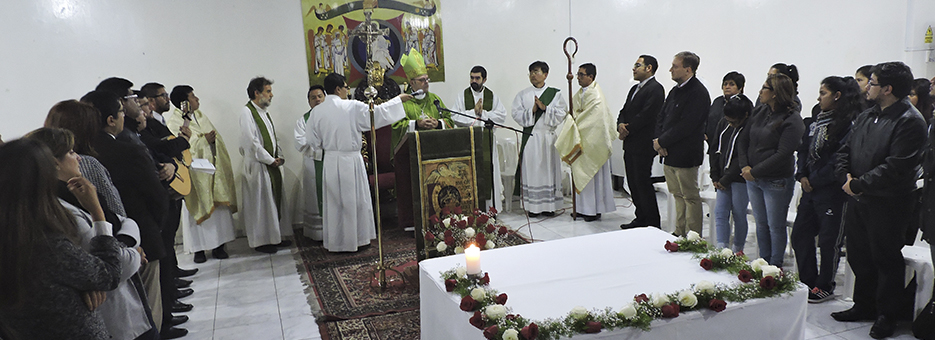 Obispo del Callao celebra el 28 Aniversario del I.E.S. P “Paulo VI”