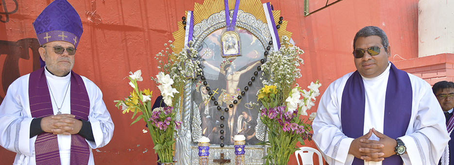 Internos de Sarita Colonia rindieron homenaje al “Señor de los Milagros”
