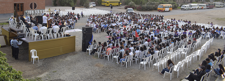 Obispo del Callao preside Pregón de Cuaresma para jóvenes 