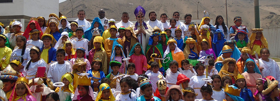 Niños Reyes Magos realizan Misión Navideña