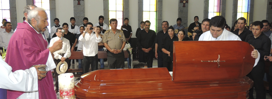 Sacerdotes del callao participaron en misa de exequias del padre del sacerdote Gilberto Silva