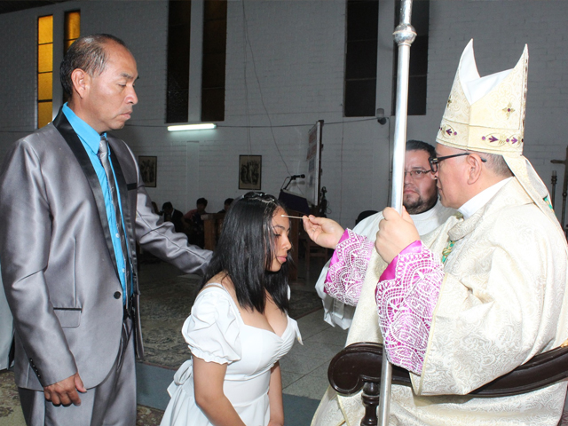 Confirmación Parroquia San Gabriel de la Dolorosa (segundo grupo de fotos) 25.03.23