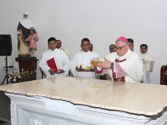 Consagración del templo y del altar de la Parroquia “Santa Ana” 22.07.23