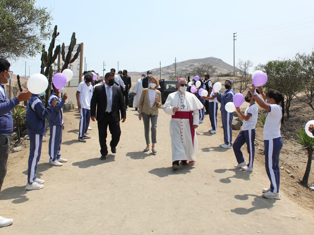 Visita del Obispo del Callao a la Fundación Pachacutec 24.03.22