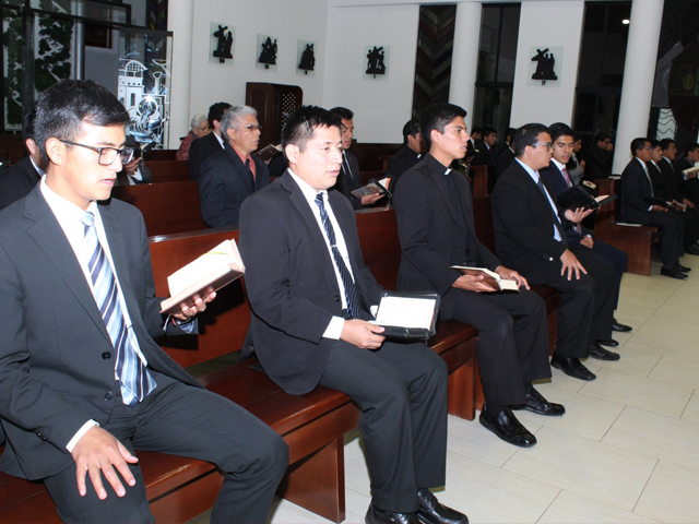 Visita del Obispo del Callao al Seminario Corazón de Cristo 31.03.22